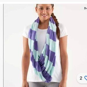 Lululemon Clarity Infinity Scarf Power Purple Aquamarine Stripe Knit Athleisure